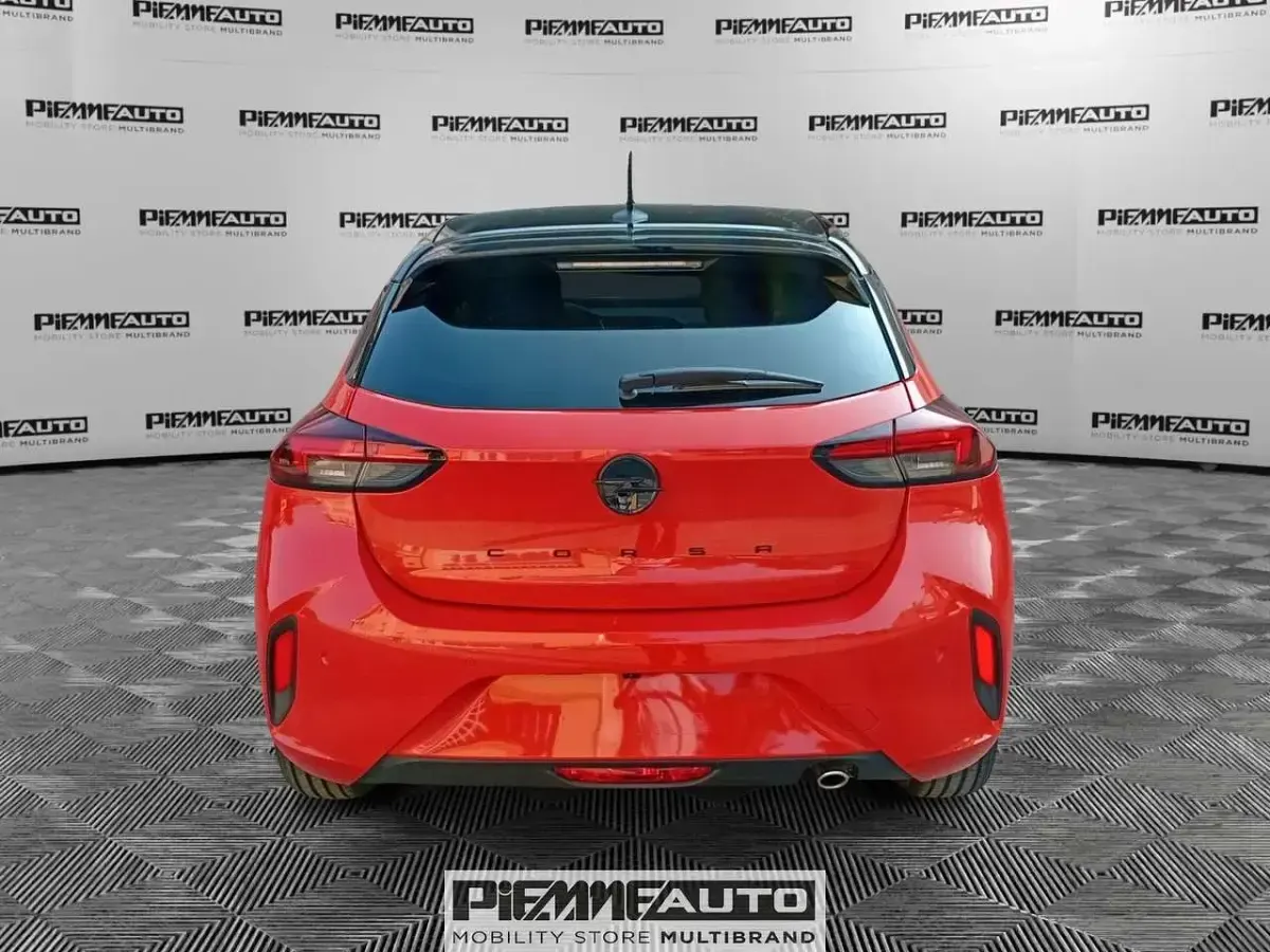 Nuova Opel Corsa 101 CV (74 kW) 2026 Arancione Utilitaria