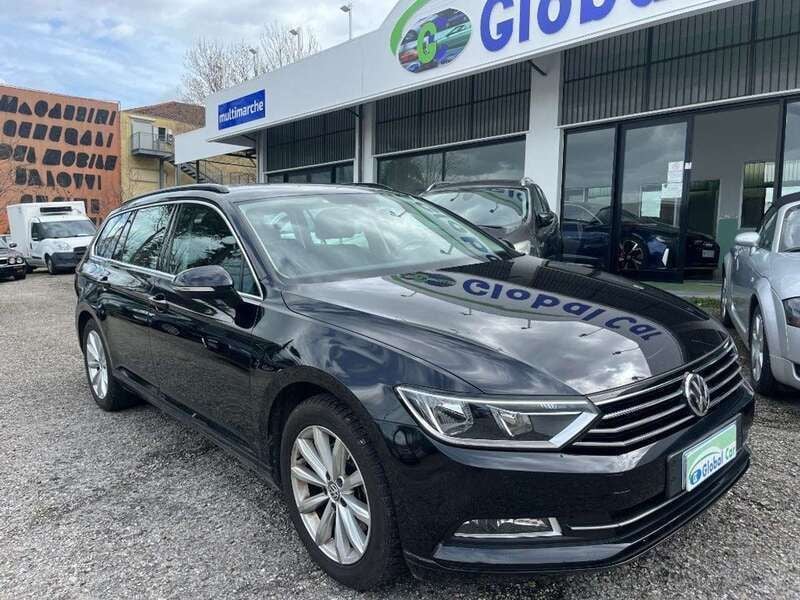 Nero Usata 2018 VW Passat Business Station wagon | 10.500 € (Super prezzo) - Immagine 1/4