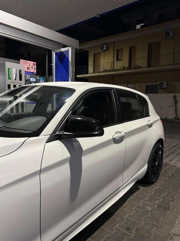 Usata BMW 114 95 CV (69 kW) 2013 Bianco Utilitaria