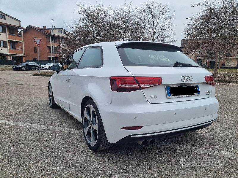 Usata Audi A3 S-Line 150 CV (110 kW) 2016 Bianco Berlina