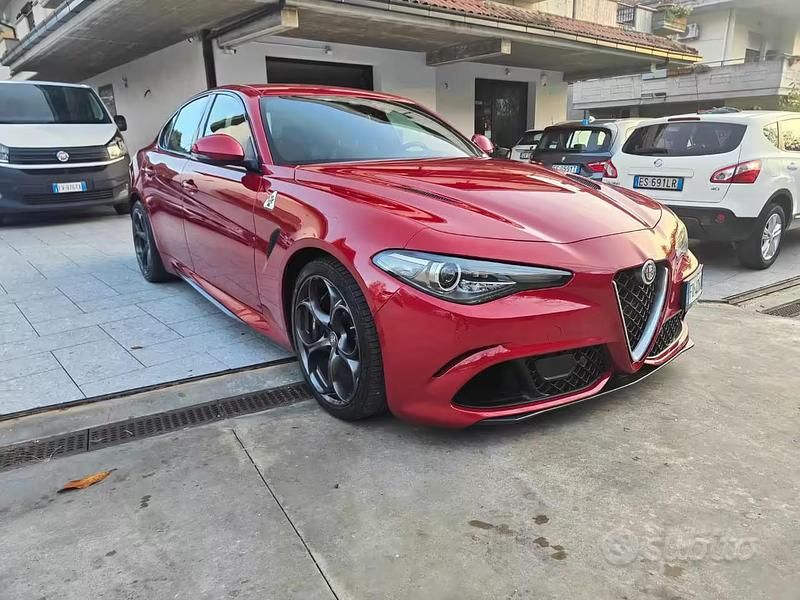 Usata Alfa Romeo Giulia Quadrifoglio 510 CV (375 kW) 2016 Rosso Berlina
