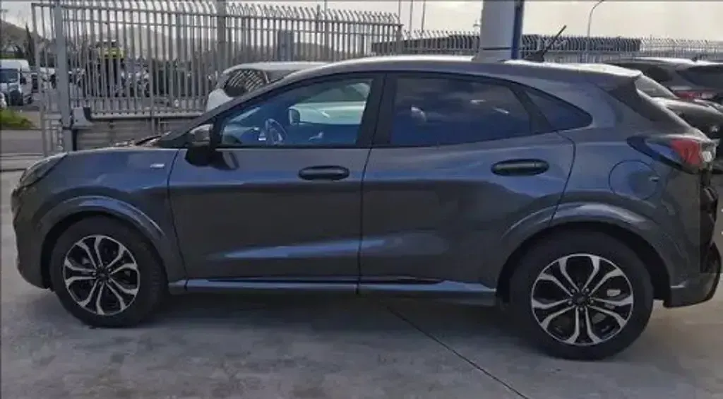 Usata Ford Puma ST-Line 125 CV (91 kW) 2022 Magnetic grey (metallizzato) SUV
