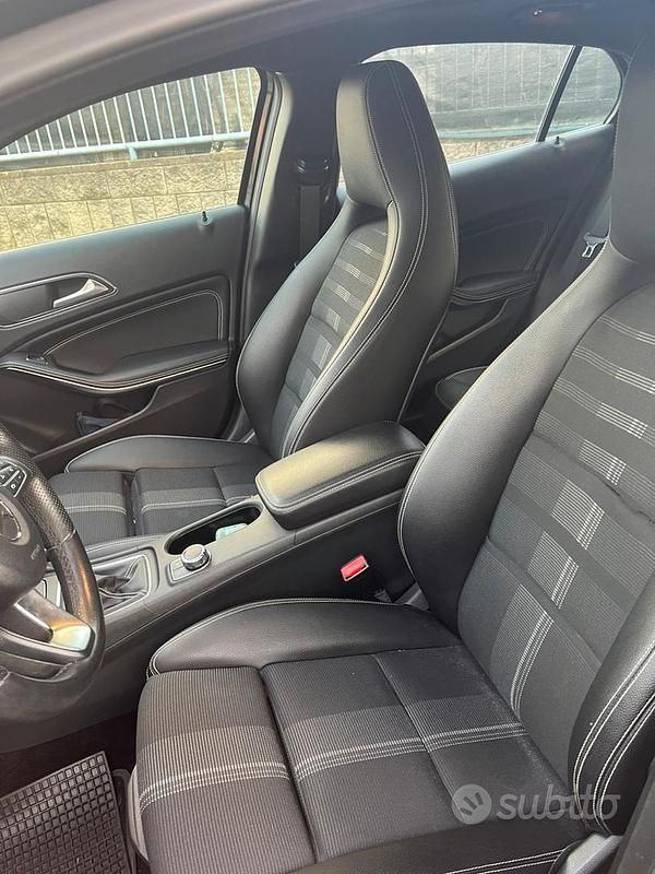 Usata Mercedes GLA180 2019 Nero SUV