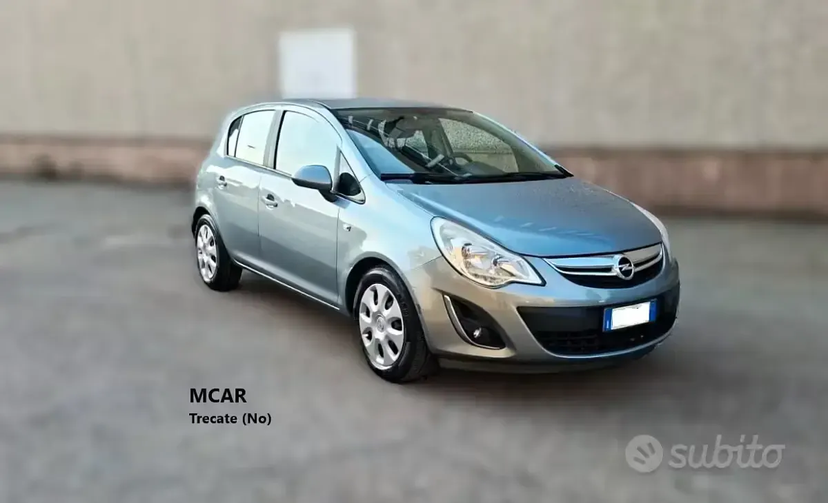 Usata Opel Corsa Cosmo 65 CV (47 kW) 2011 Grigio Utilitaria