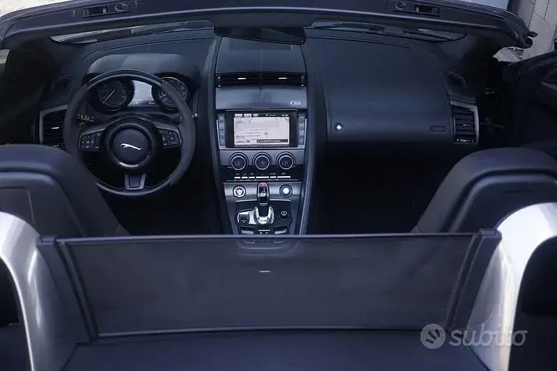 Usata Jaguar F-Type 381 CV (280 kW) 2014 Nero Cabrio