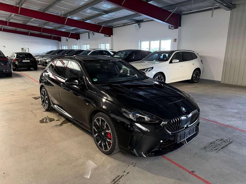 Usata BMW 120 M Sport 163 CV (119 kW) 2025 Nero Utilitaria