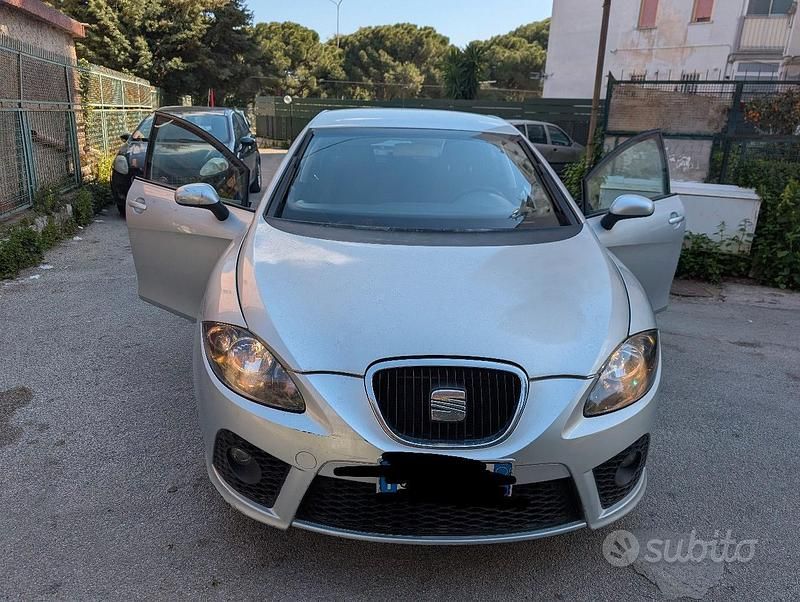 Usata Seat Leon 105 CV (77 kW) 2005 Utilitaria