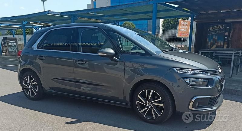 Grigio Usata 2017 Citroën C4 Picasso Monovolume | 10.000 € (Buon prezzo) - Immagine 1/4