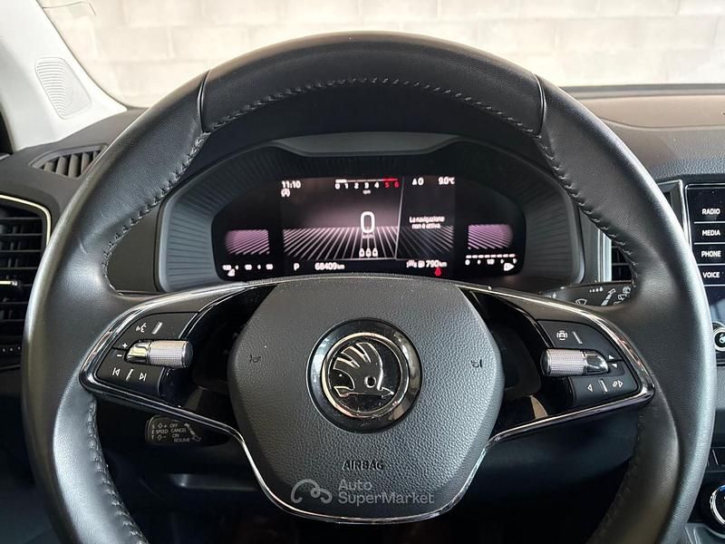 Usata Skoda Karoq Executive 116 CV (85 kW) 2023 Bianco SUV