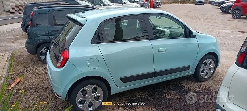 Gebraucht Renault Twingo SE 65 PS (47 kW) 2021 Blau Kleinwagen