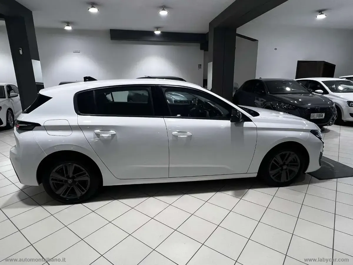 Usata Peugeot 308 Allure 131 CV (96 kW) 2022 Bianco Berlina