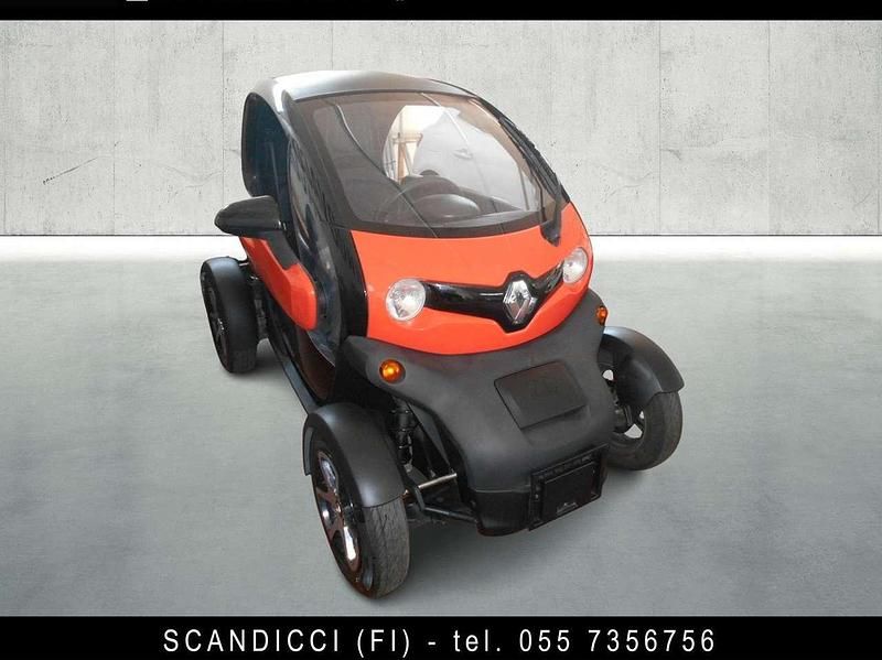 Usata Renault Twizy Intens 12 kW (17 CV) 2021 Arancione Utilitaria