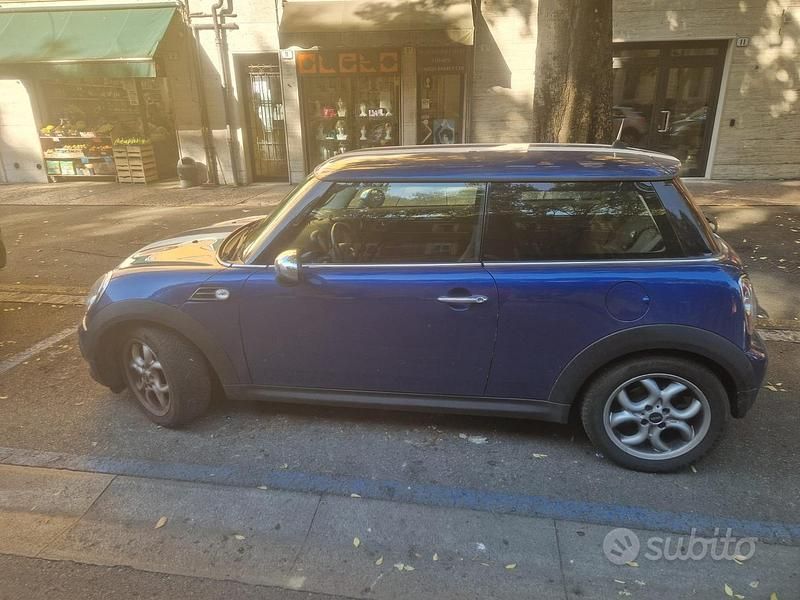 Usata Mini Cooper 135 CV (99 kW) 2012 Blu/azzurro Utilitaria