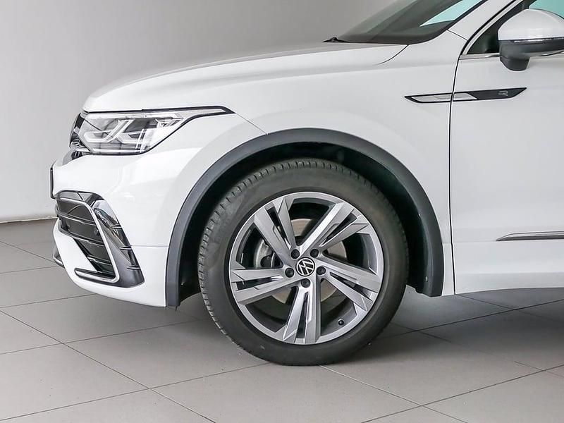 Usata VW Tiguan R-line 150 CV (110 kW) 2022 Pure white SUV