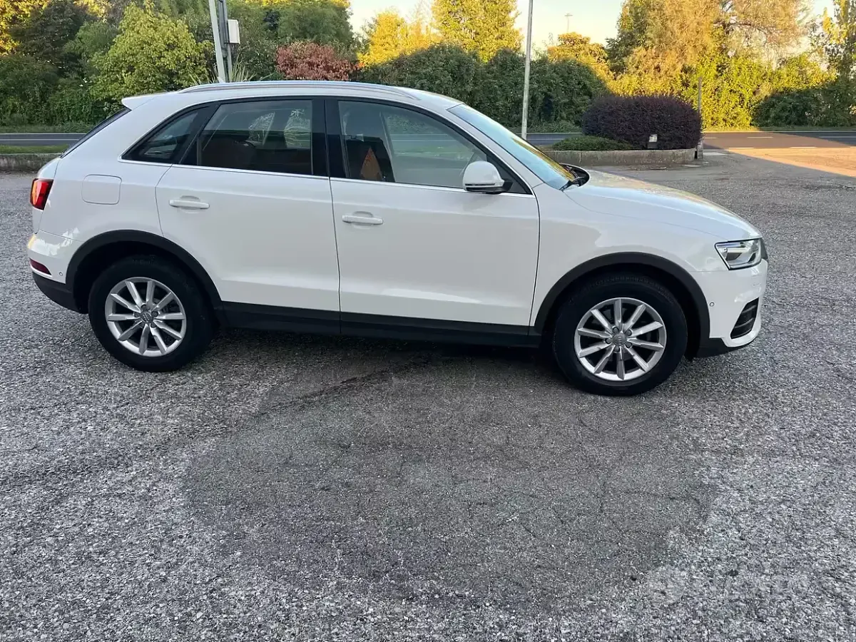 Usata Audi Q3 Ambiente 150 CV (110 kW) 2015 Bianco SUV