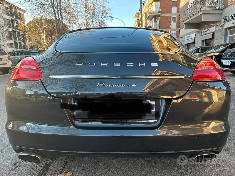 Usata Porsche Panamera Platinum Edition 300 CV (220 kW) 2012 Marrone Utilitaria