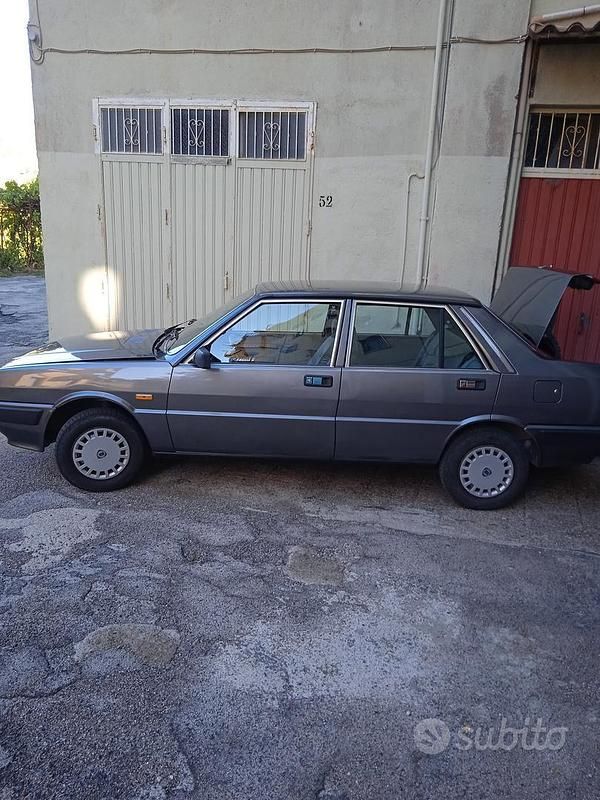 Usata Lancia Prisma 77 CV (56 kW) 1987 Berlina