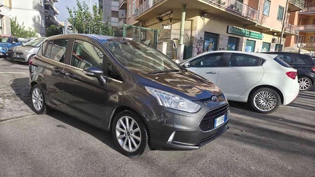 Usata Ford B-MAX Titanium 90 CV (66 kW) 2017 Antracite Monovolume