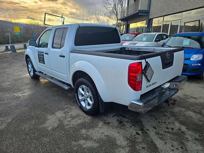 Usata Nissan Navara 190 CV (139 kW) 2014 Bianco Pick-up
