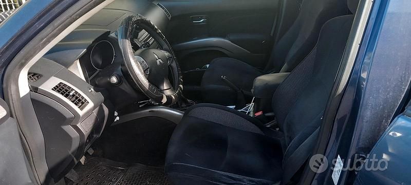 Usata Mitsubishi Outlander 140 CV (102 kW) 2007 Blu SUV
