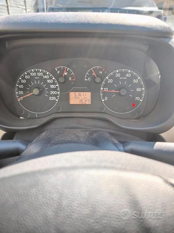 Usata Fiat Punto 65 CV (47 kW) 2006 Berlina