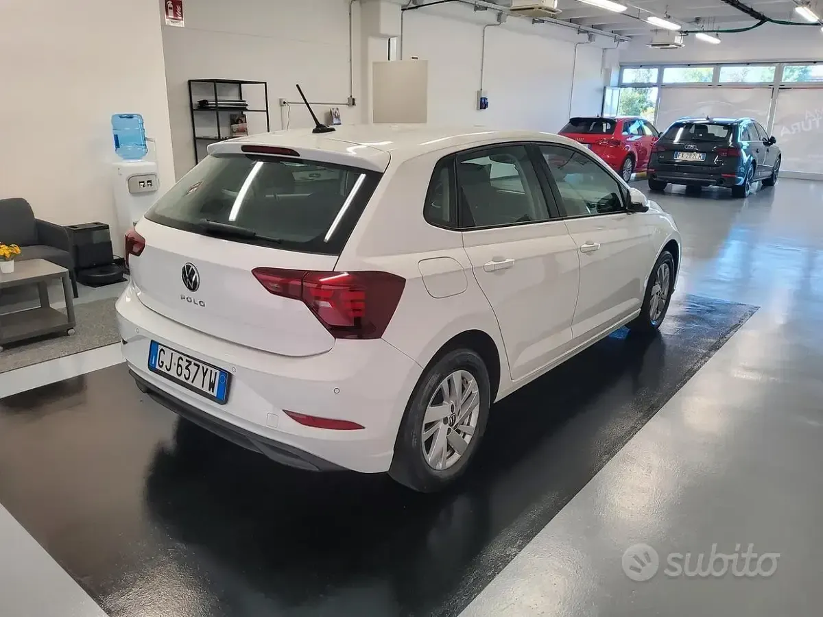 Usata VW Polo Life 95 CV (69 kW) 2022 Bianco Utilitaria
