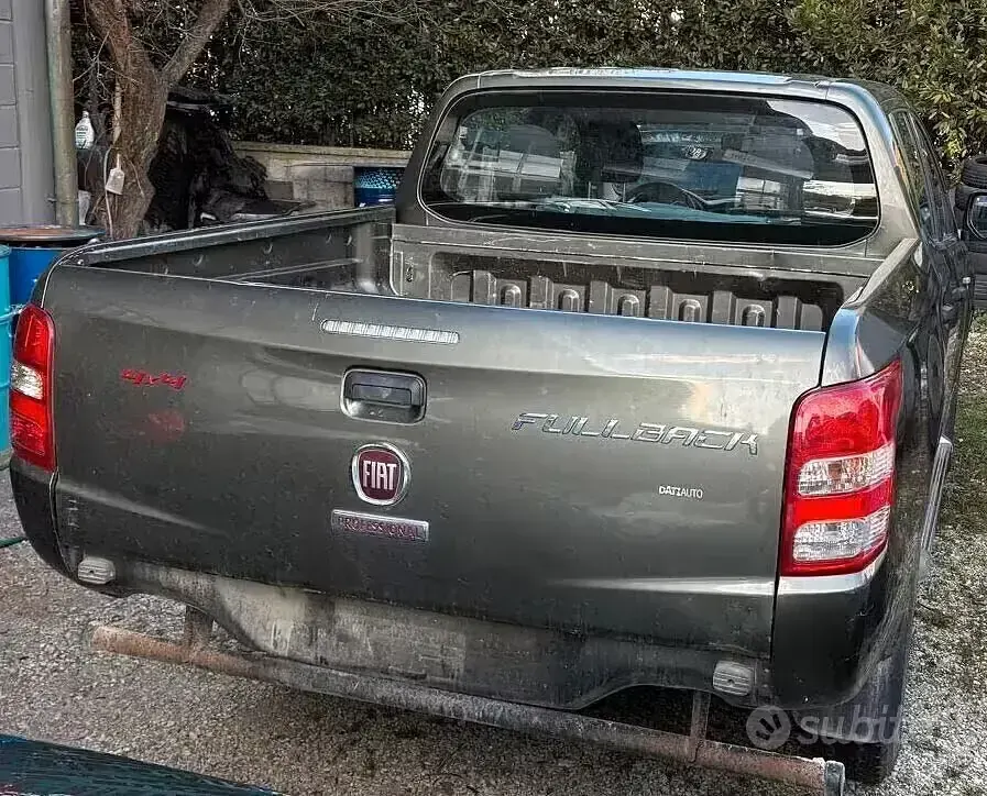 Usata Fiat Fullback 154 CV (113 kW) 2017 Grigio Pick-up