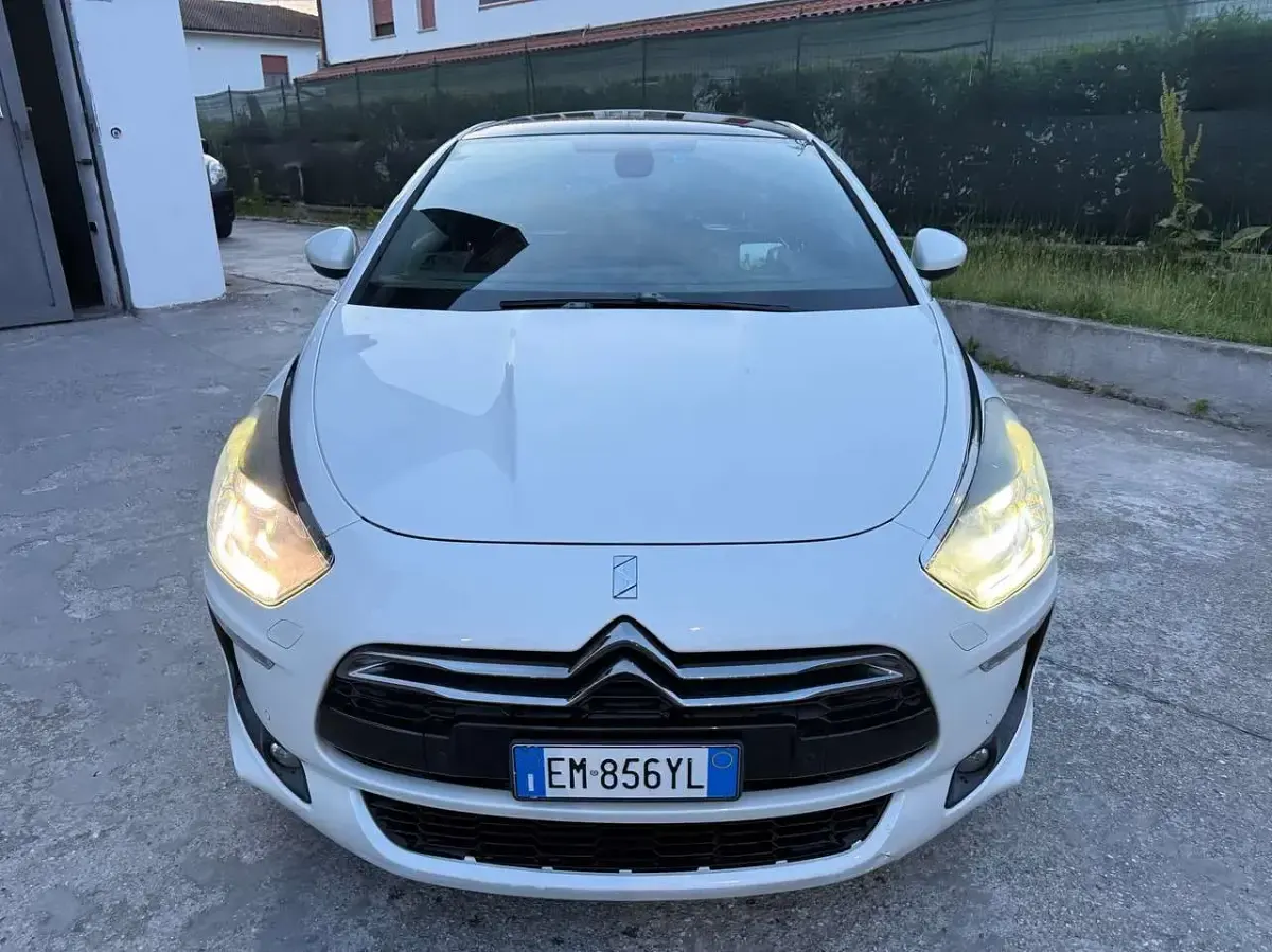 Usata Citroën DS5 163 CV (119 kW) 2012 Bianco perla Utilitaria