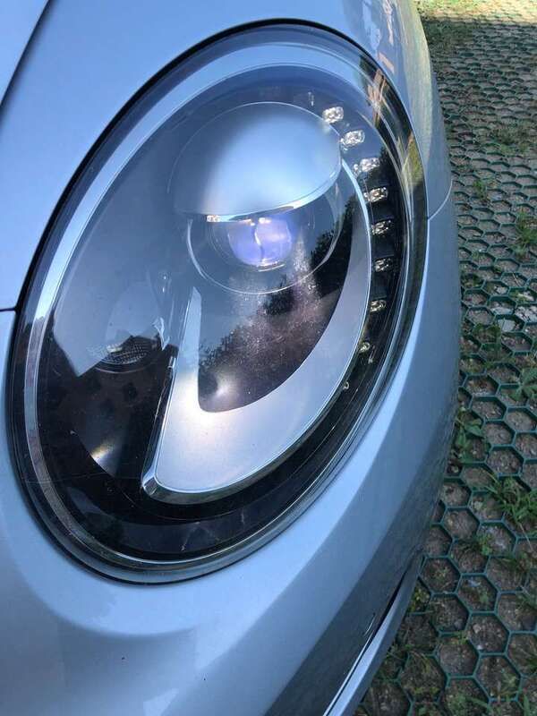 Usata VW Beetle Design 105 CV (77 kW) 2012 Argento Utilitaria