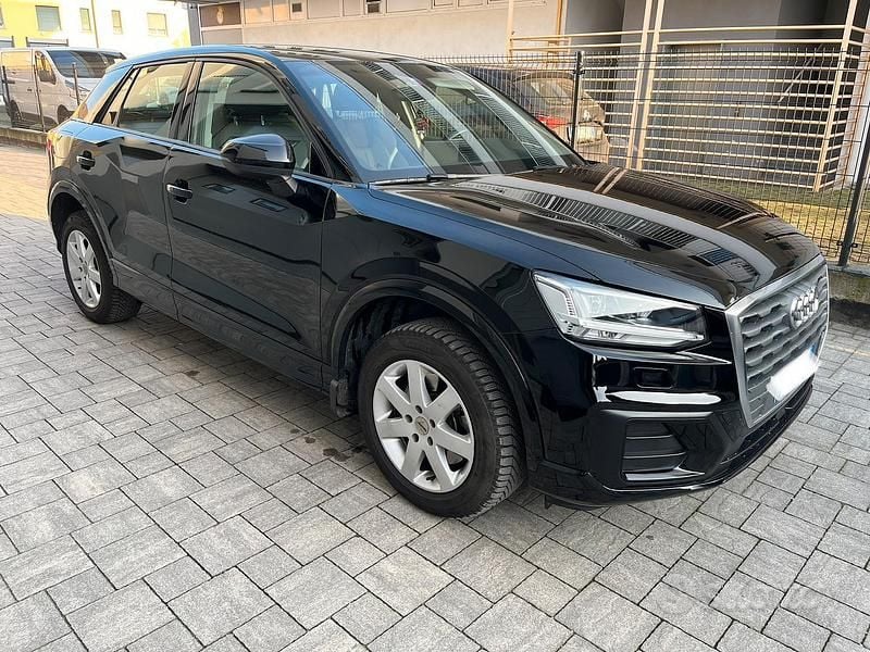 Usata Audi Q2 116 CV (85 kW) 2018 Nero SUV