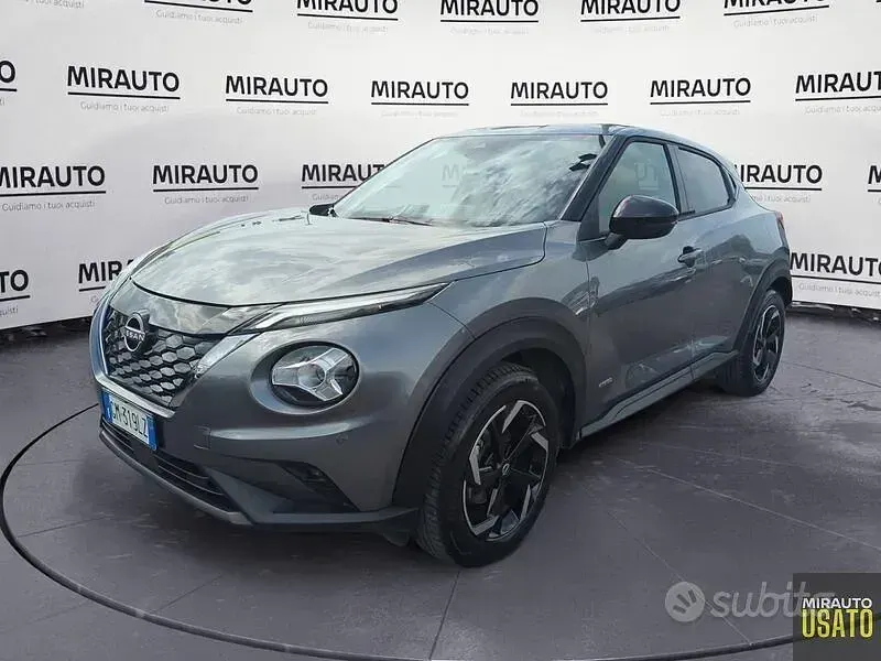 Usata Nissan Juke N-Connecta 143 CV (105 kW) 2023 Grigio SUV