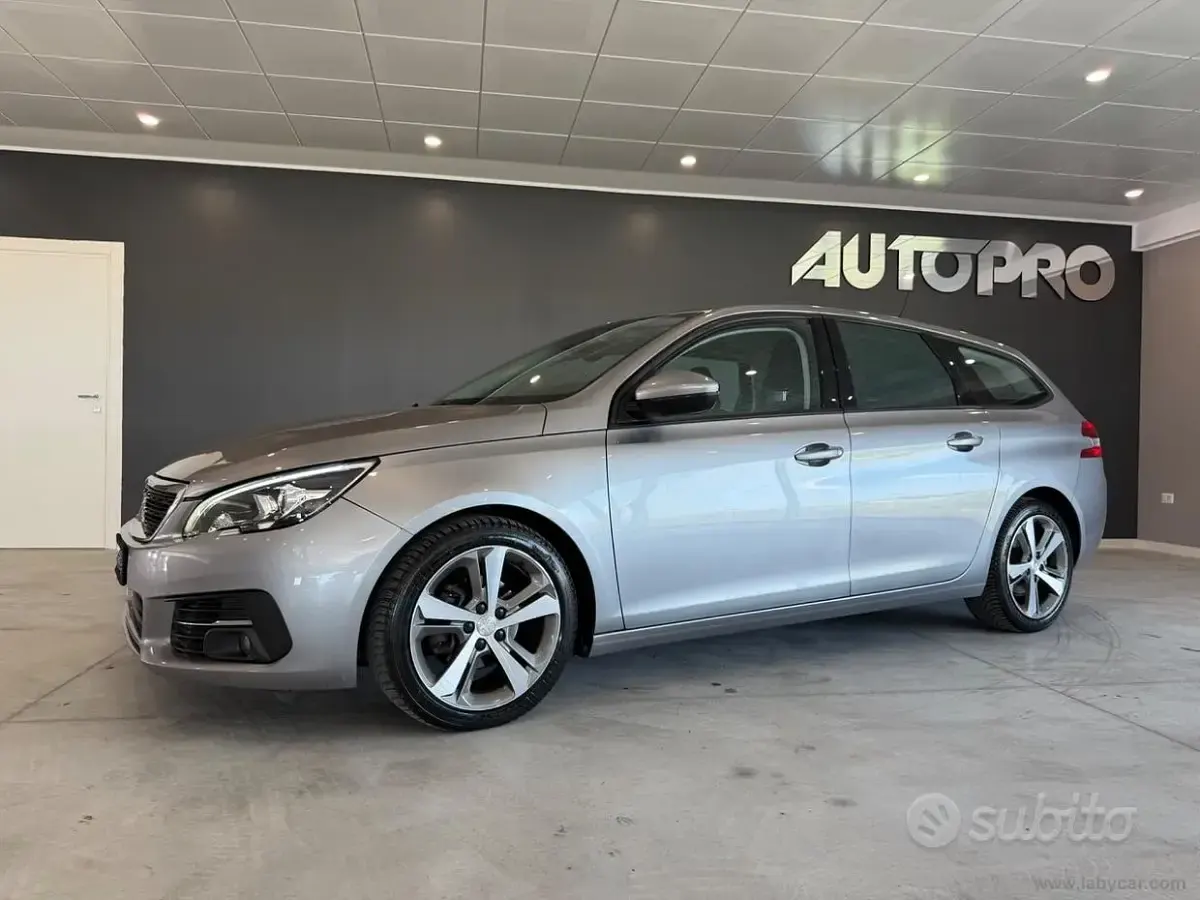 Usata Peugeot 308 Business-Line 102 CV (75 kW) 2020 Beige Station wagon