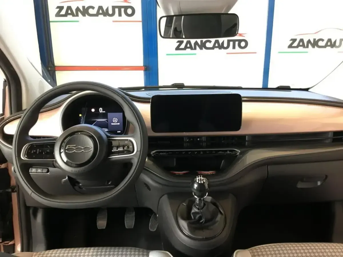 Nuova Fiat 500 65 CV (47 kW) 2026 Rosa Utilitaria