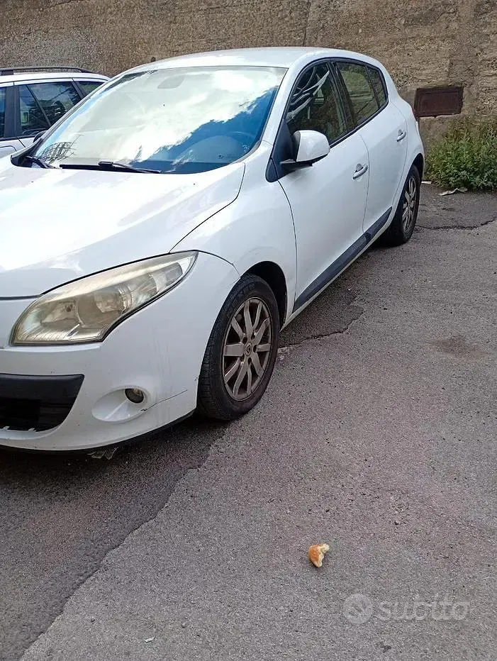 Usata Renault Mégane III 110 CV (80 kW) 2009 Bianco Berlina
