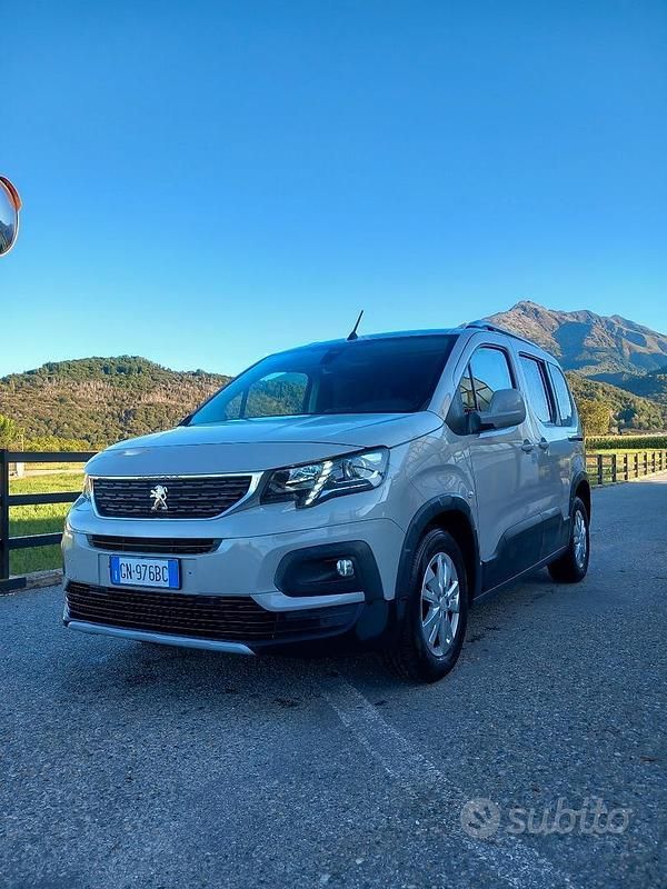 Usata 2019 Peugeot Rifter Monovolume | 19.300 € (Cara) - Immagine 1/4