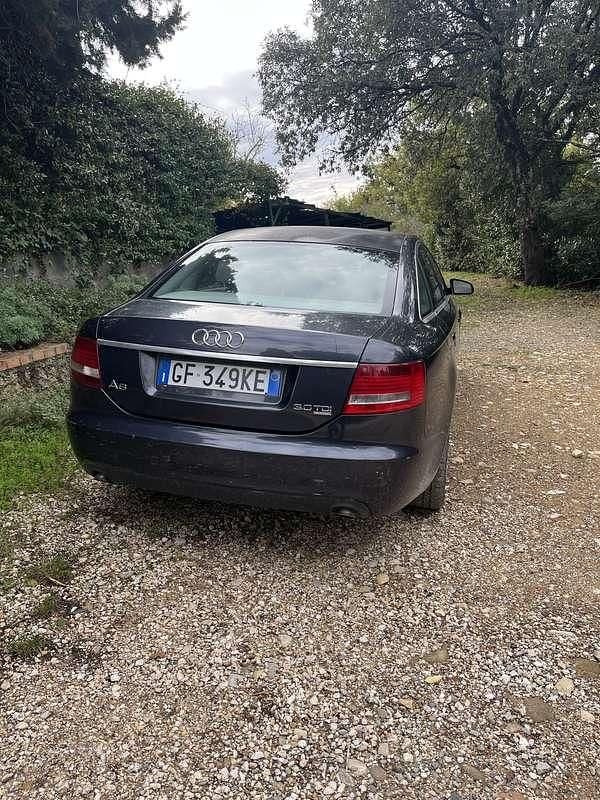 Blu/azzurro Usata 2004 Audi A6 Berlina | 2900 € (Ottimo prezzo) - Immagine 1/4