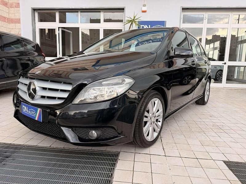 Usata Mercedes B160 Executive 90 CV (66 kW) 2014 Nero Monovolume