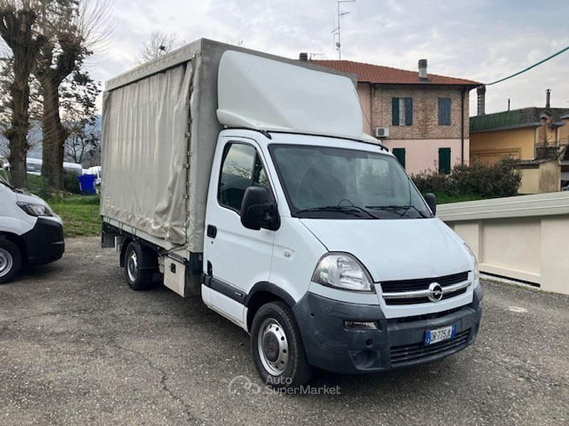 Usata Opel Movano 120 CV (88 kW) 2008 Bianco Furgone