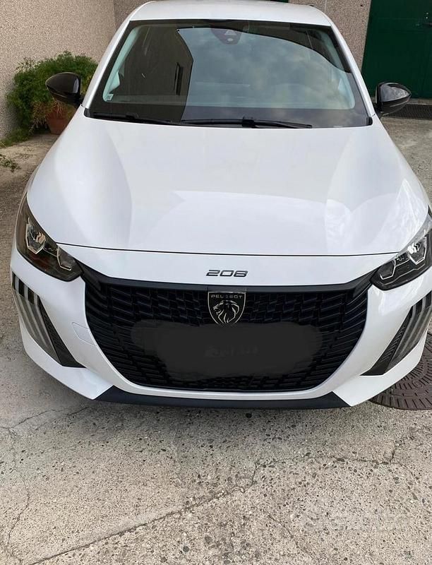 Usata Peugeot 208 Active 75 CV (55 kW) 2024 Bianco Utilitaria