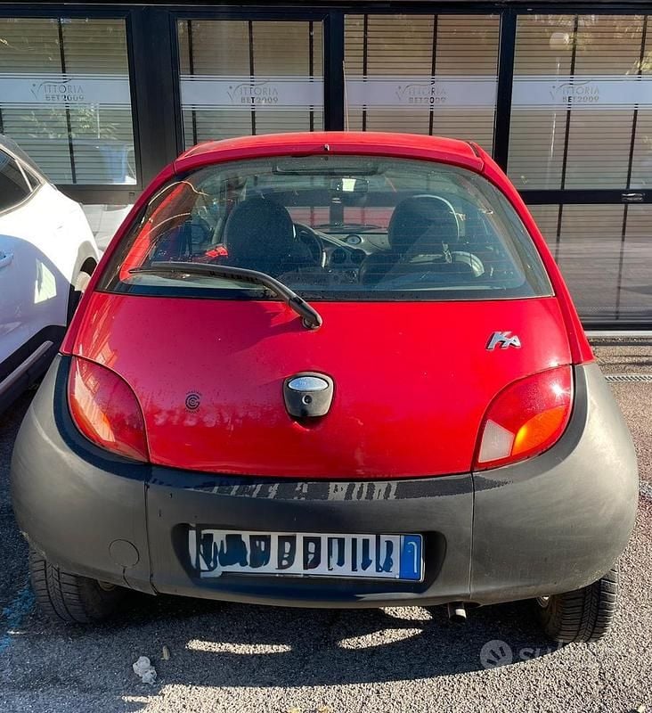Usata Ford Ka 69 CV (50 kW) 2002 Rosso Utilitaria