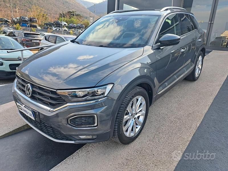 Usata VW T-Roc Advance 150 CV (110 kW) 2018 Grigio SUV
