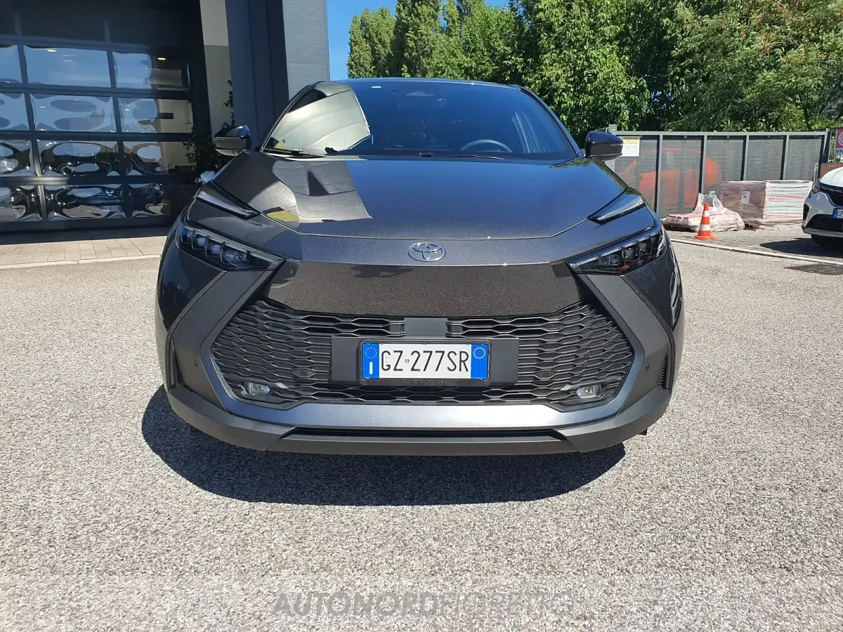Usata Toyota C-HR Trend 140 CV (102 kW) 2025 Grigio SUV