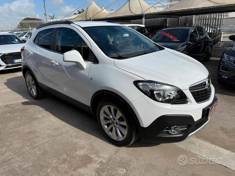 Usata Opel Mokka Cosmo 131 CV (96 kW) 2015 Bianco SUV