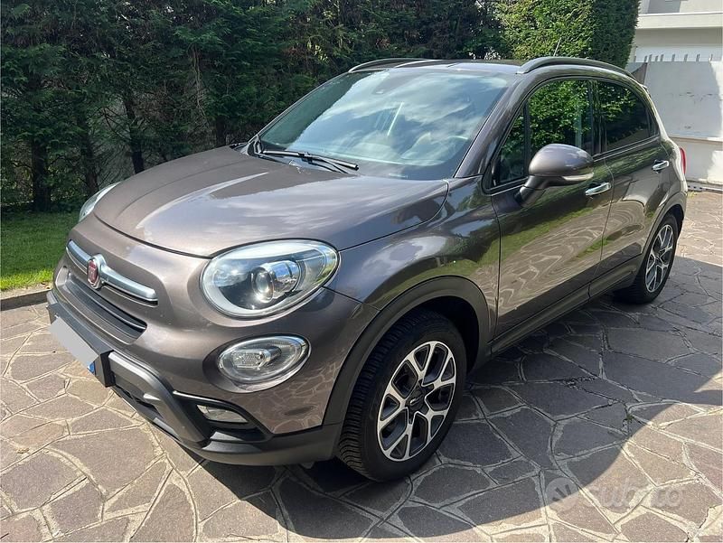 Usata Fiat 500X Cross 140 CV (102 kW) 2016 Marrone SUV