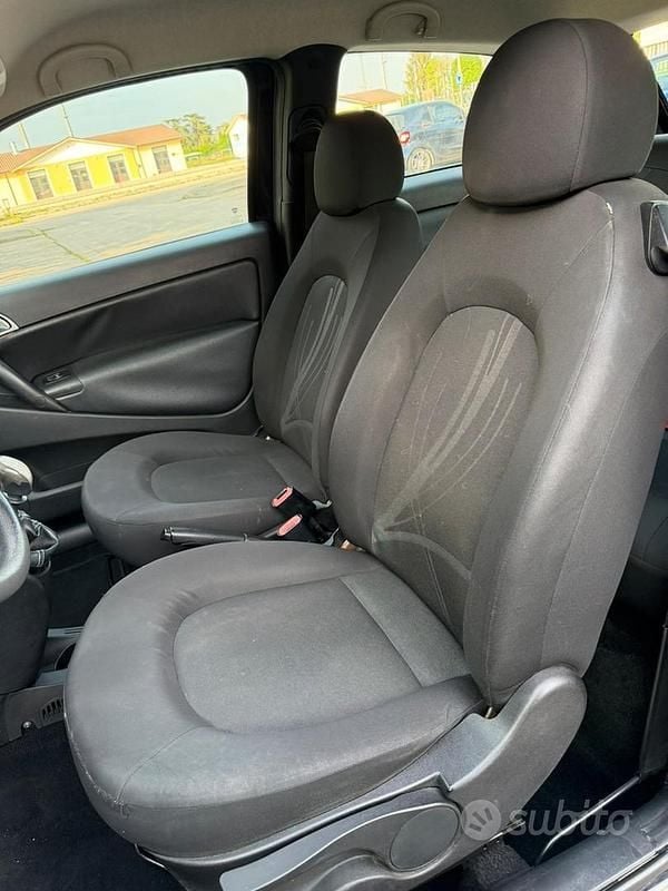 Usata Lancia Ypsilon 69 CV (50 kW) 2012 Utilitaria