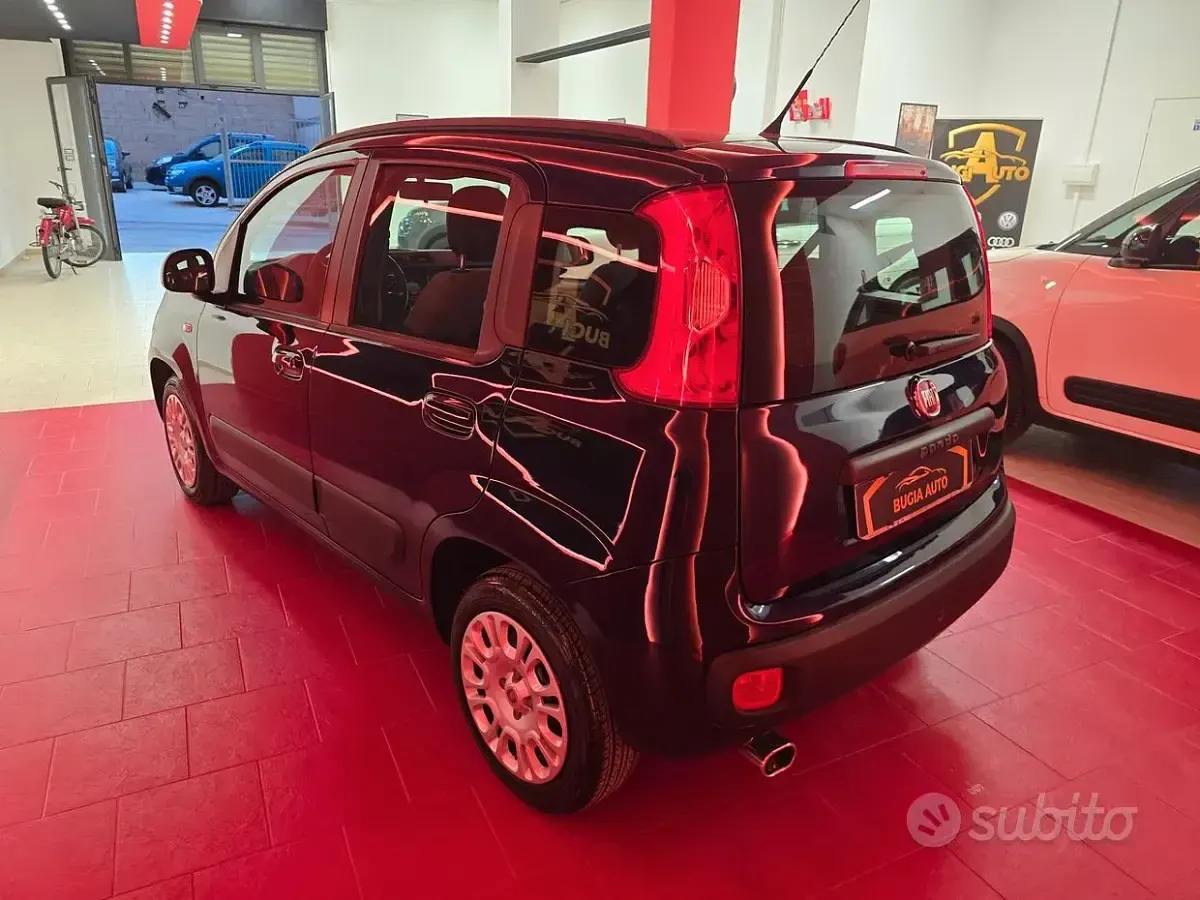 Usata Fiat Panda 69 CV (50 kW) 2016 Bluazzurro Utilitaria