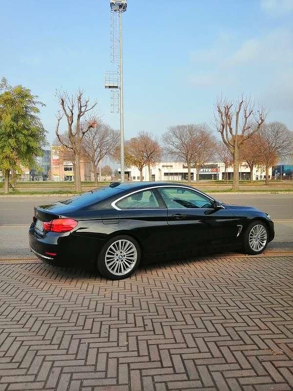 Usata BMW 420 Coupé Luxury Line 184 CV (135 kW) 2013 Coupé