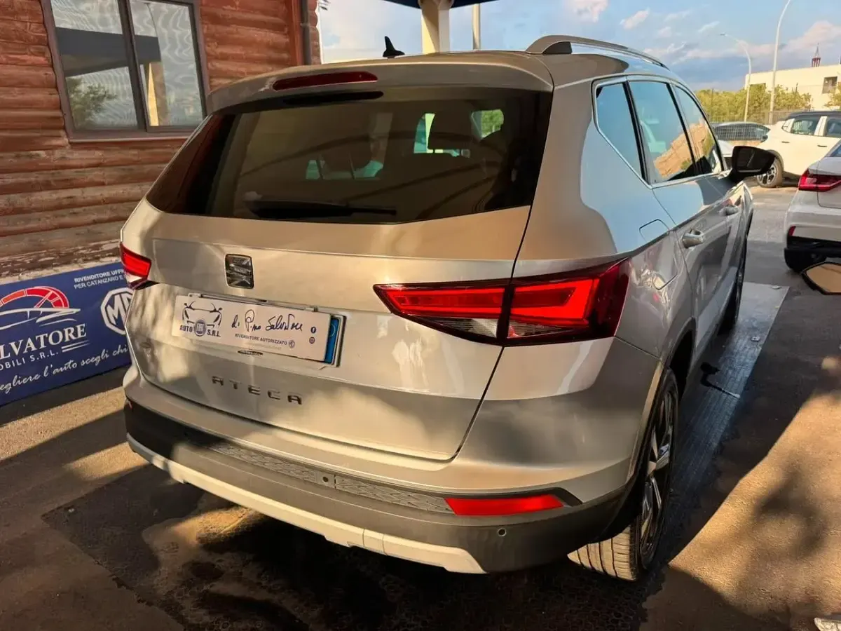 Usata Seat Ateca XCELLENCE 115 CV (84 kW) 2020 Argento SUV