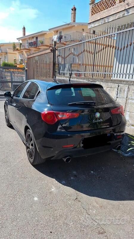 Usata Alfa Romeo Giulietta 120 CV (88 kW) 2013 Nero Utilitaria