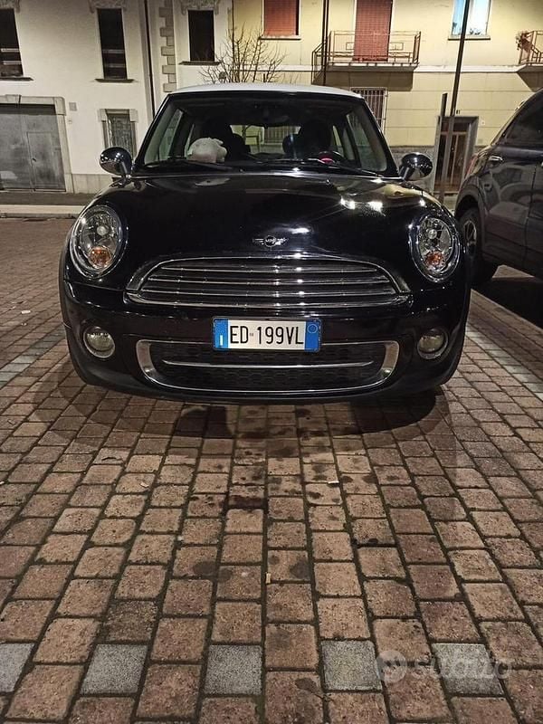 Usata Mini Cooper D 2011 Utilitaria